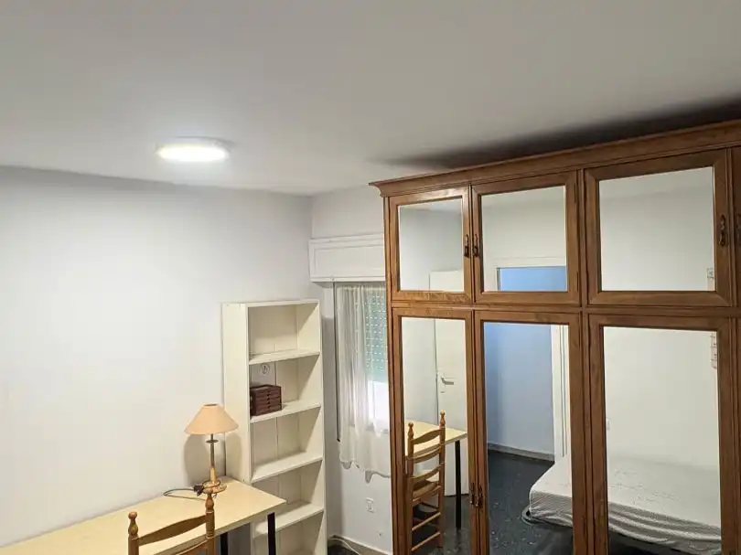 Flat for rent in Valencia, Valencia