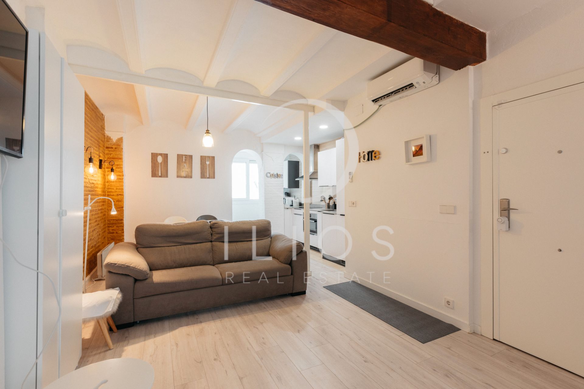 Sala d'estar de Pis en venda en  Valencia Capital amb Aire condicionat i Parquet