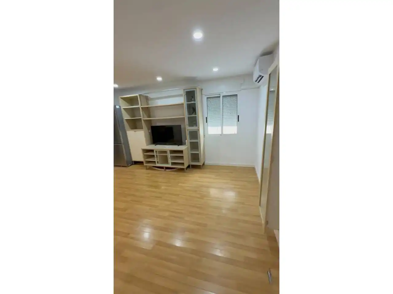 Flat for sale in Calle Reyes Católicos, imagen 2