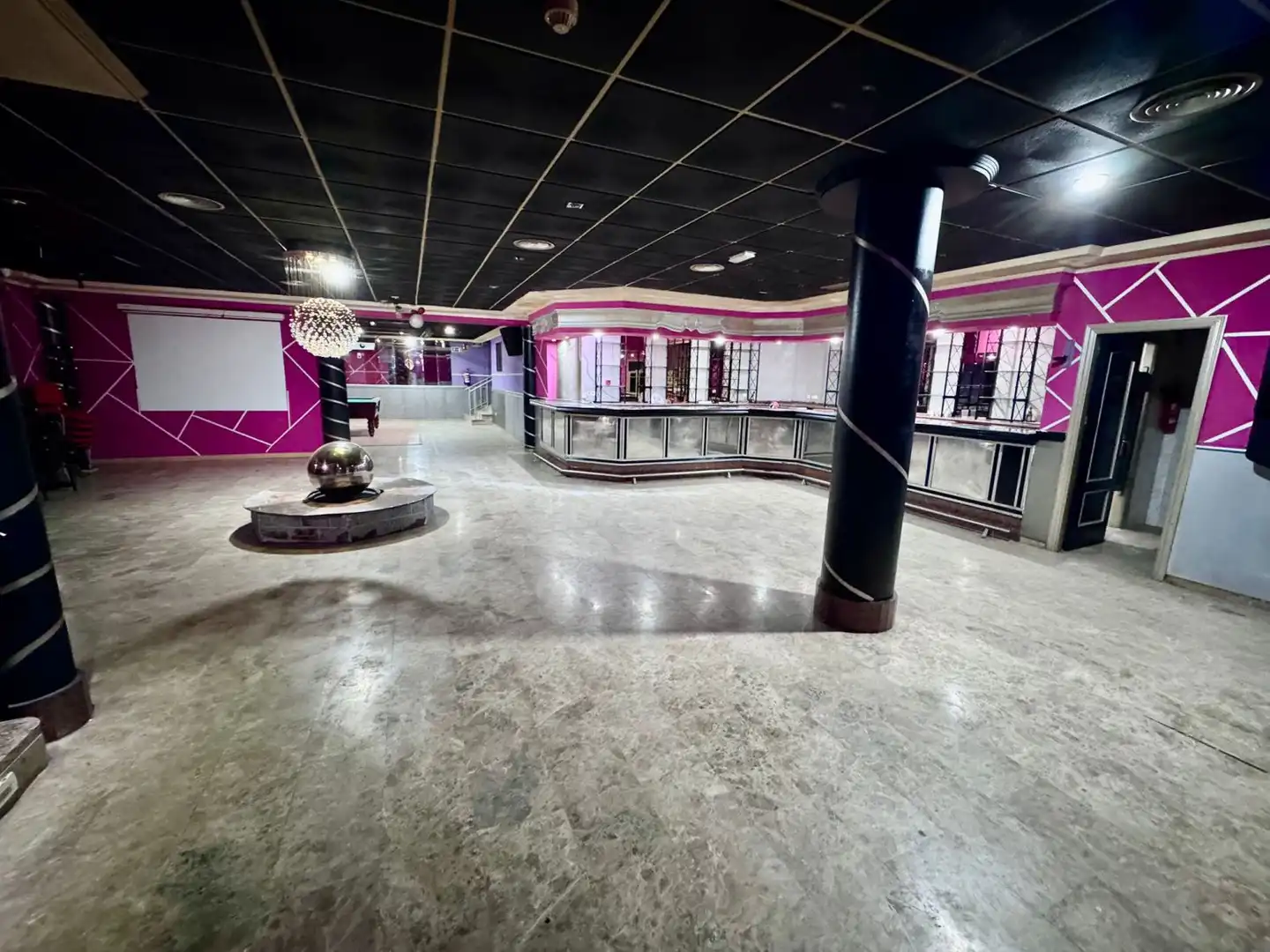 Local commercial à vendre à Valdepeñas, imagen 2