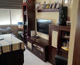 Living room of Flat for sale in  Sevilla Capital  with Air Conditioner, Heating and Terrace