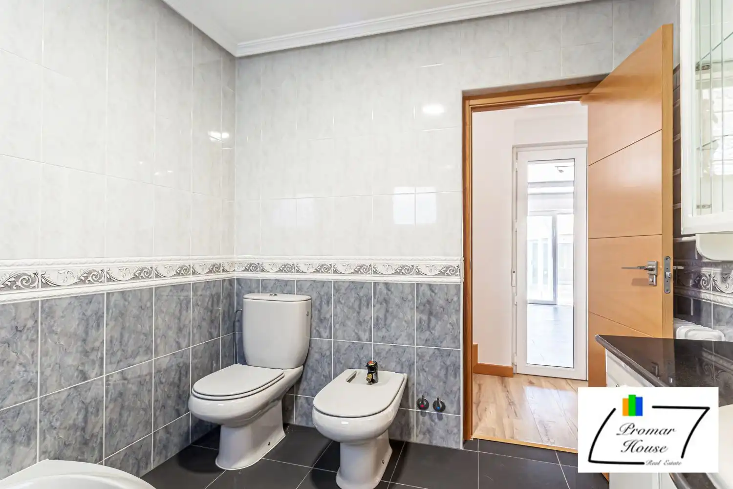 Baño de Casa o chalet en venta en Ávila con Calefacción, Jardín privado y Terraza