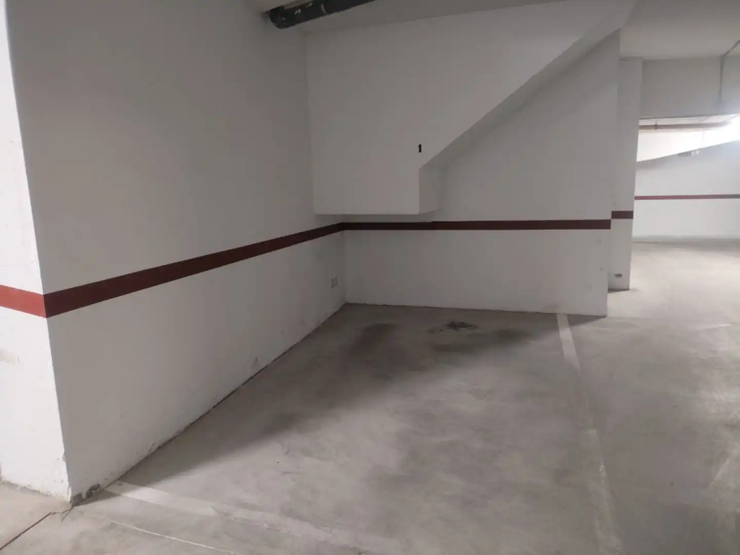 Parkplatz von Garage zur Miete in Burgos