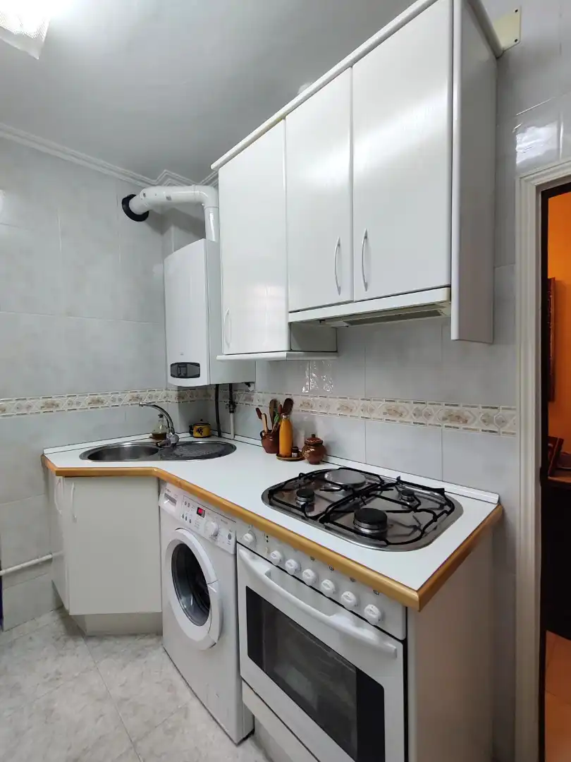 Cocina de Piso en venta en Madrid con Calefacción, Jardín privado y Terraza
