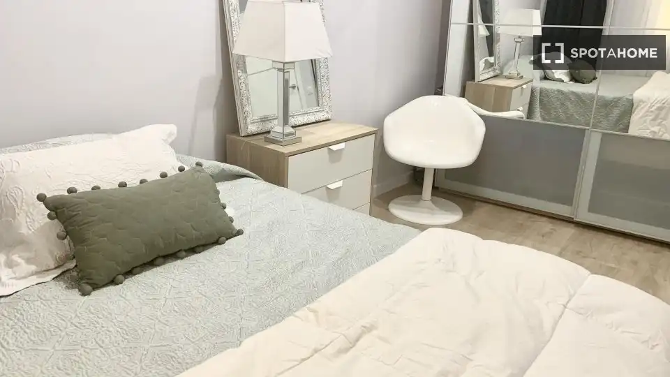 Piso con terraza en alquiler en Ciutat Vella, imagen 17