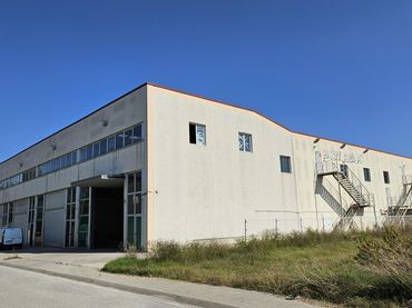 Industriegebäude zur Miete in Llevant 27