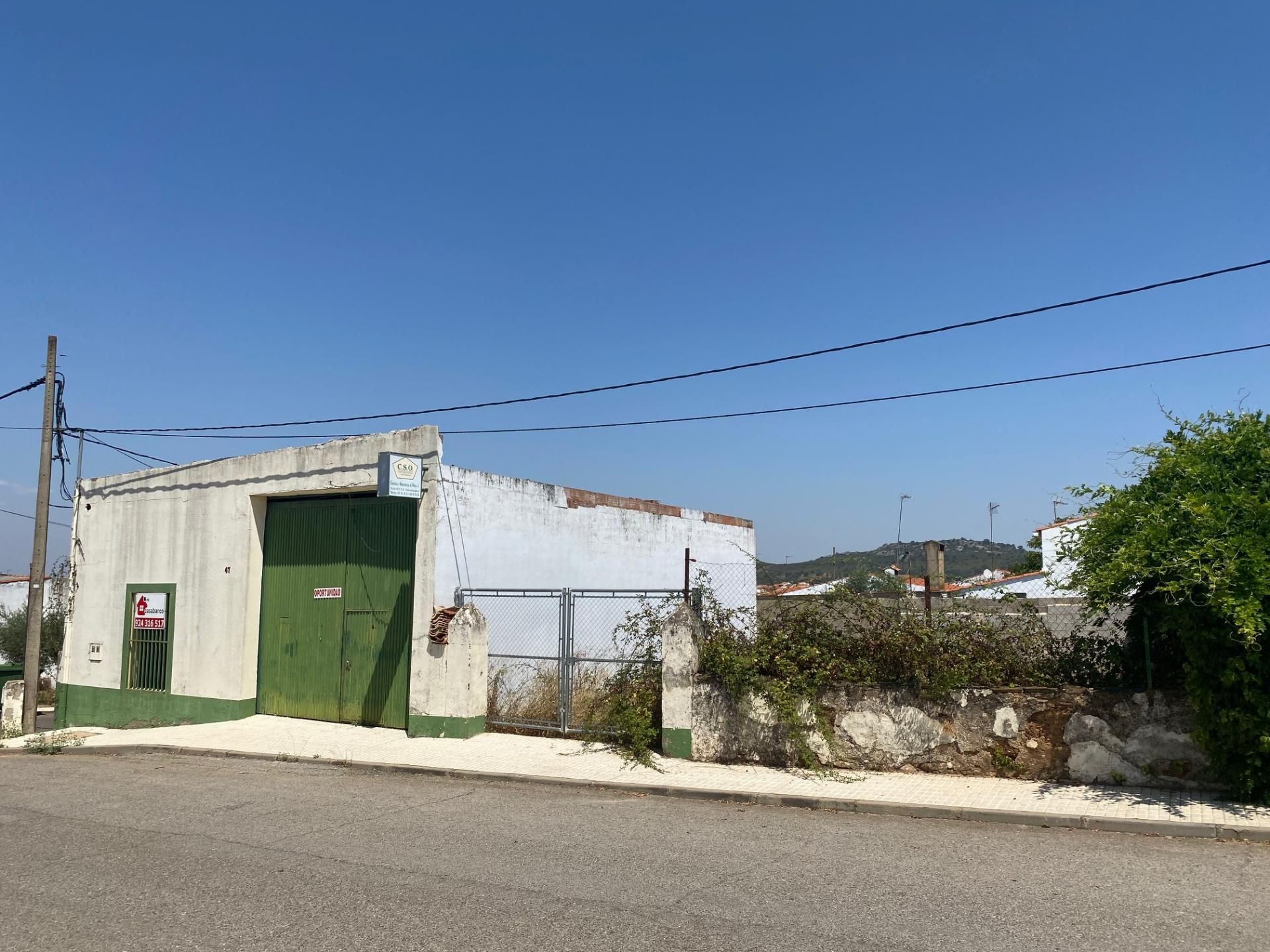 Exterior view of Industrial buildings for sale in Puebla de Obando