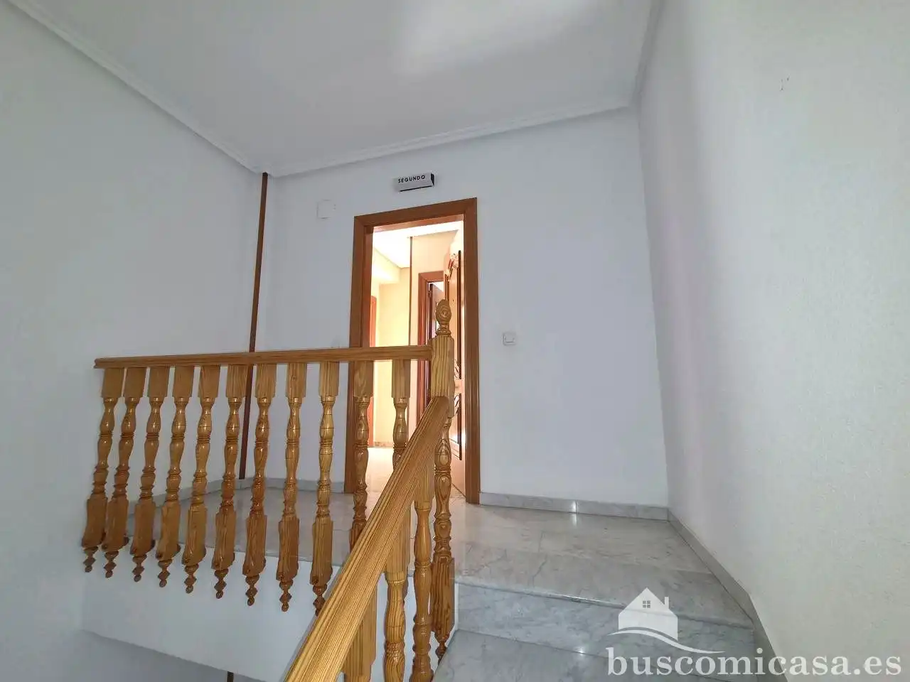 Piso con terraza en venta en Avenida Pablo Picasso, imagen 5