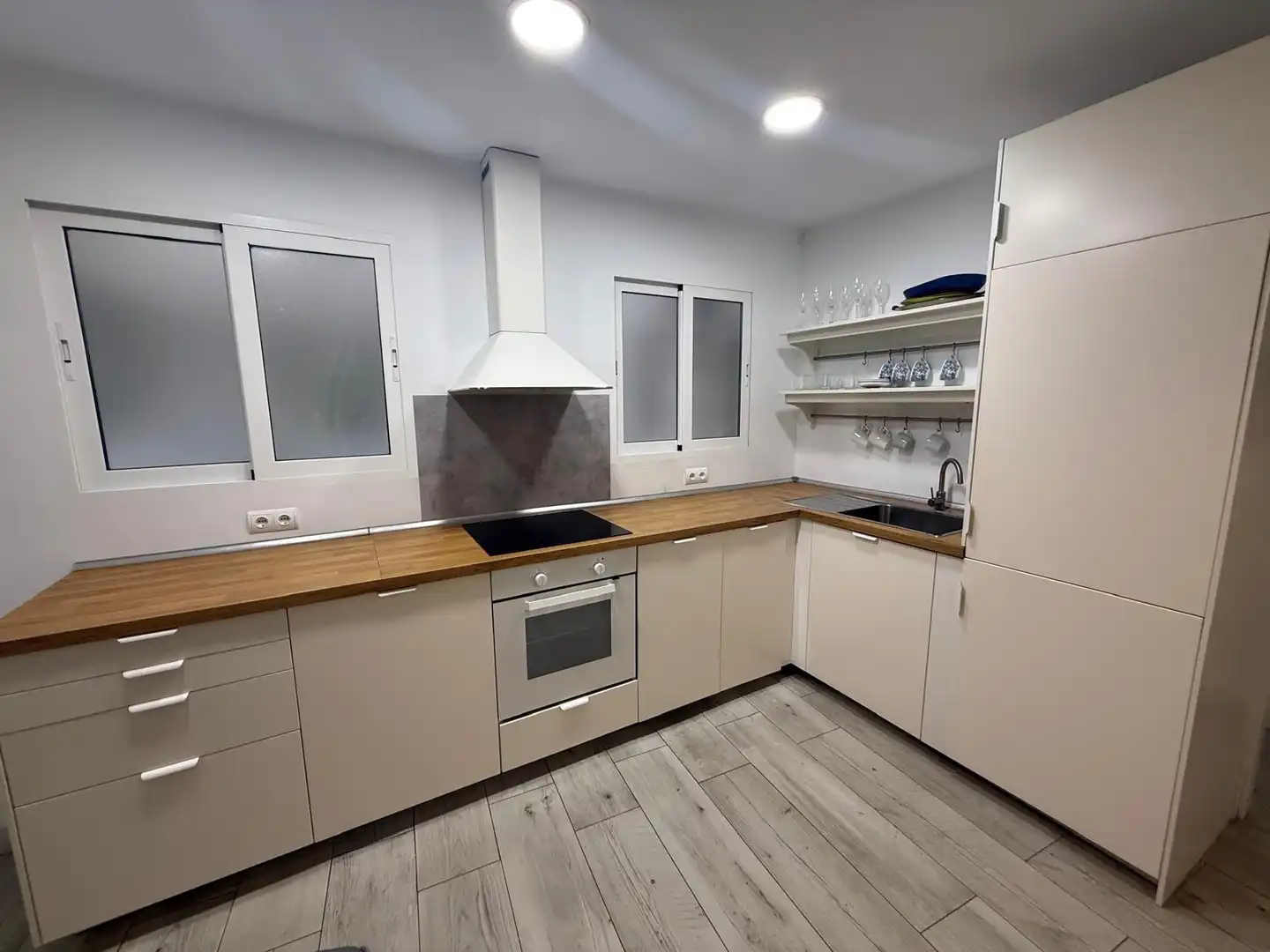 Cocina de Piso en venta en Almería con Aire acondicionado, Amueblado y Balcón