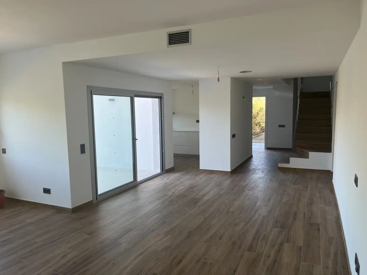 Villa con terrazza in vendita a Carrer Montrodo 22