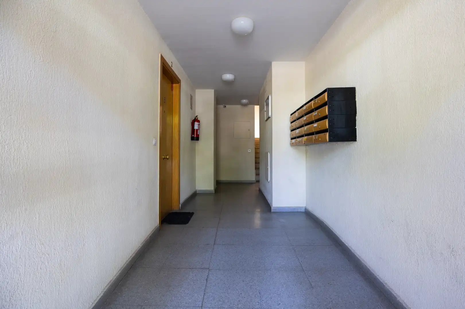 Flat for sale in Gerindote  with Storage room and Community pool