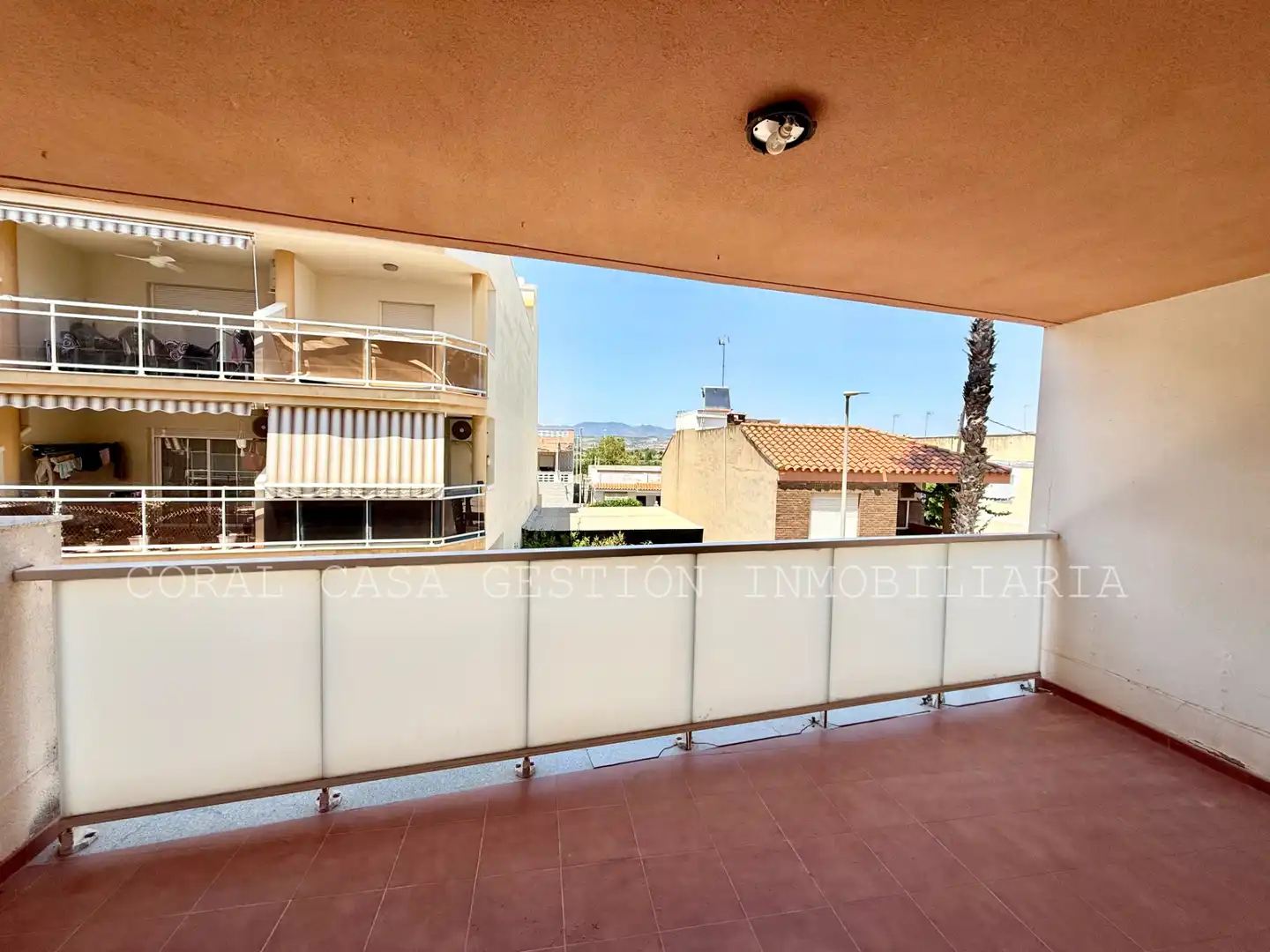 Terrassa de Apartament en venda en Chilches / Xilxes amb Terrassa, Traster i Piscina comunitària