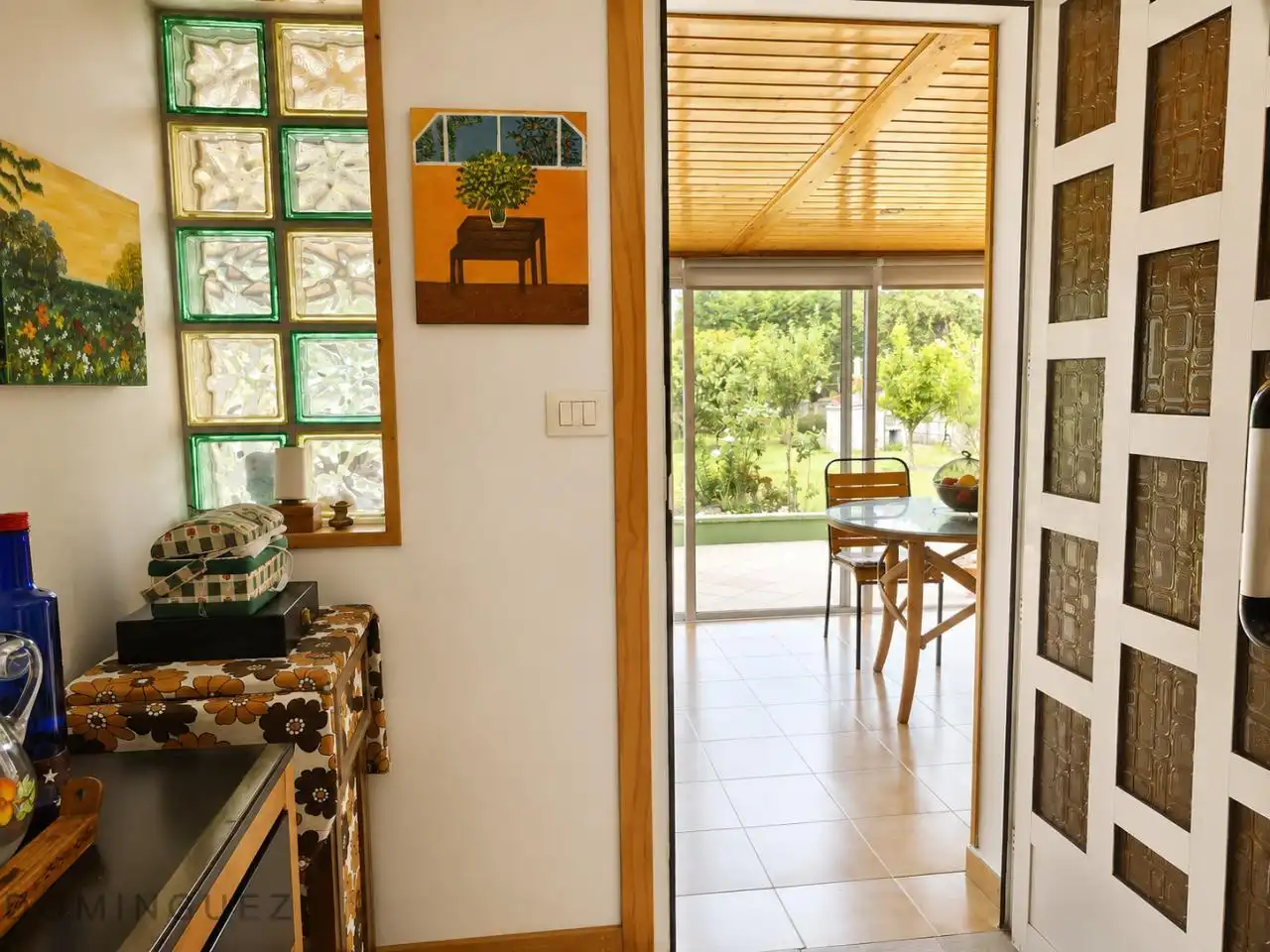 Menjador de Casa o xalet en venda en Cangas  amb Calefacció, Jardí privat i Terrassa