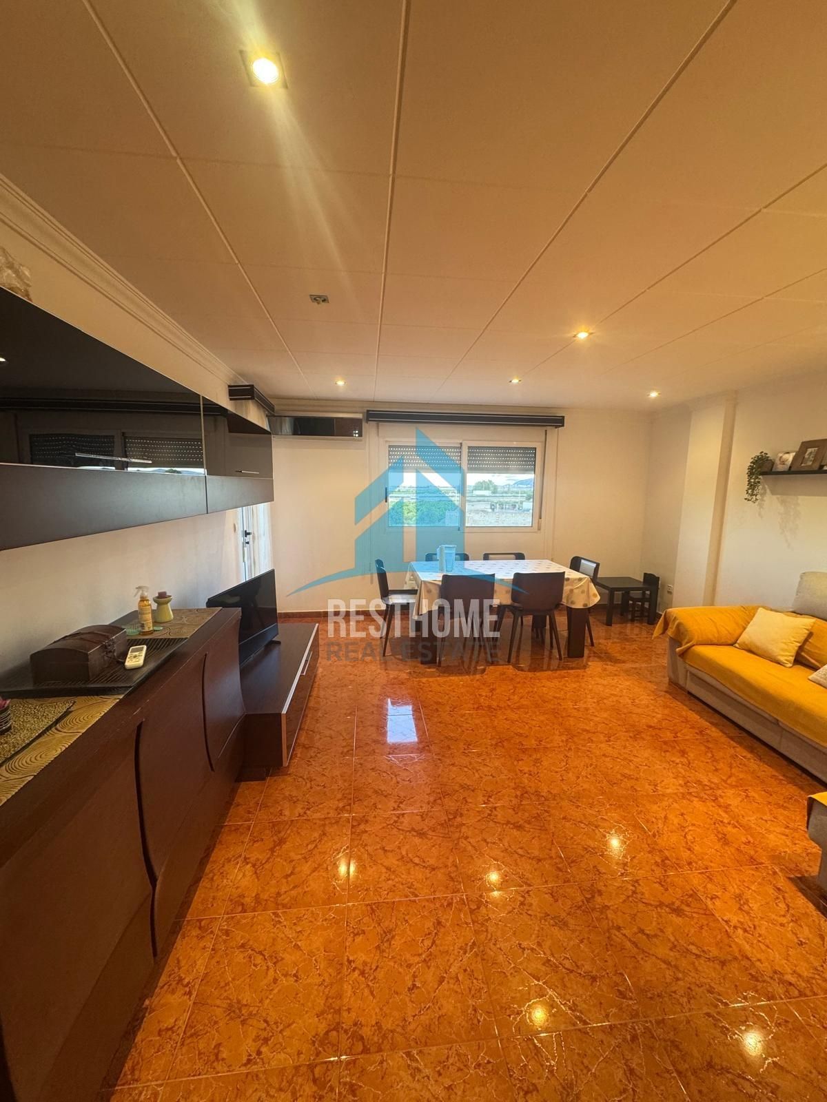 Vista exterior de Pis en venda en Corbera amb Aire condicionat, Calefacció i Balcó