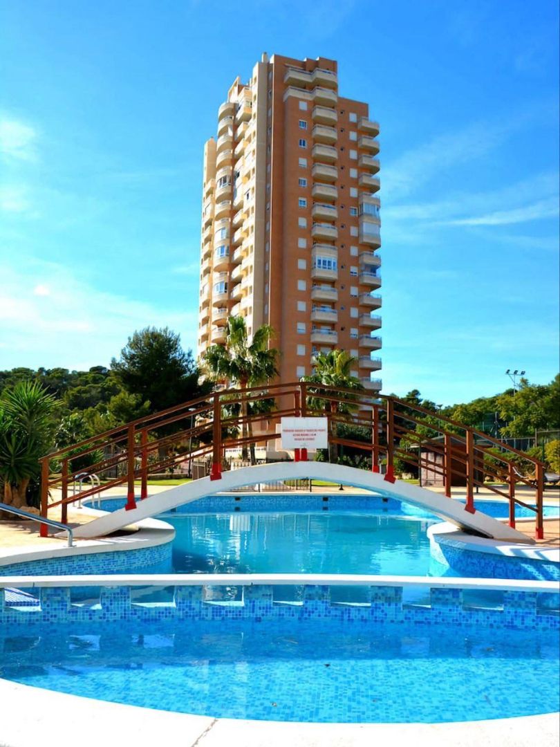 Swimming pool of Apartment for sale in Benidorm  with Air Conditioner, Furnished and Washing machine