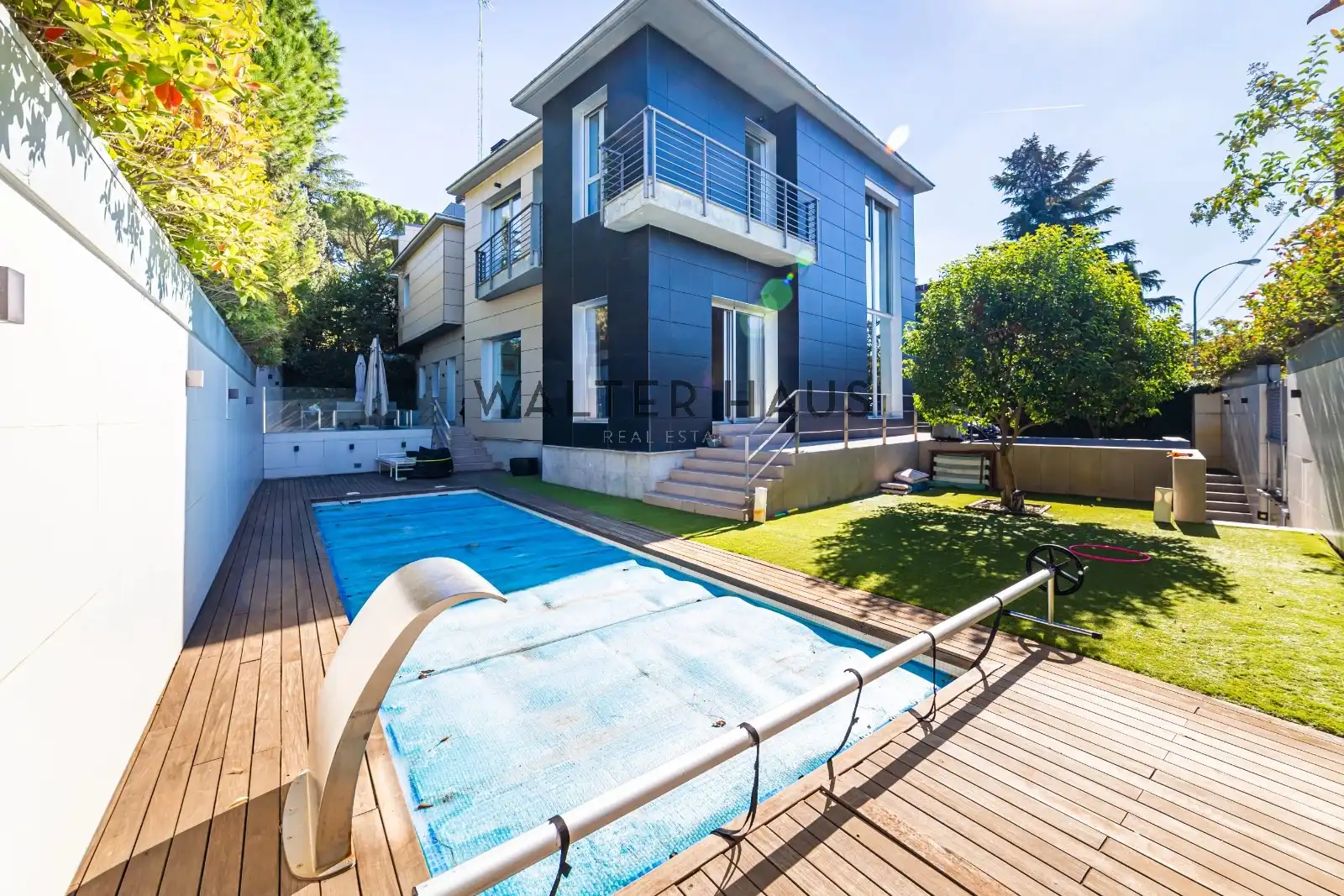 Vista exterior de Casa o chalet en venta en Fuencarral - El Pardo