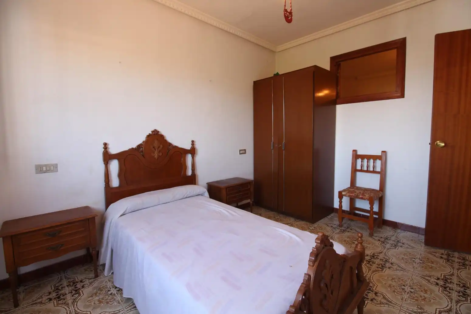 Bedroom of Houses for sale in Torremayor  with Parquet flooring, Terrace and Storage room