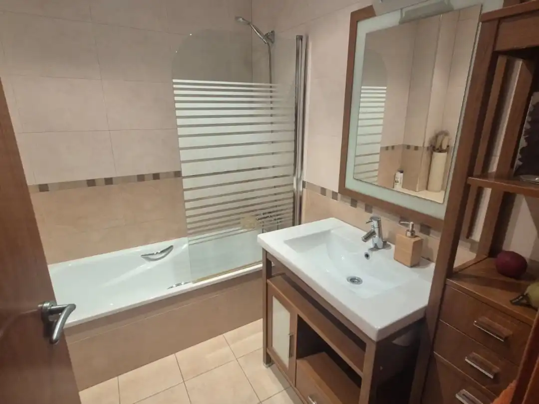 Semi-detached house for sale in Passeig Vall del Ges 100, imagen 18