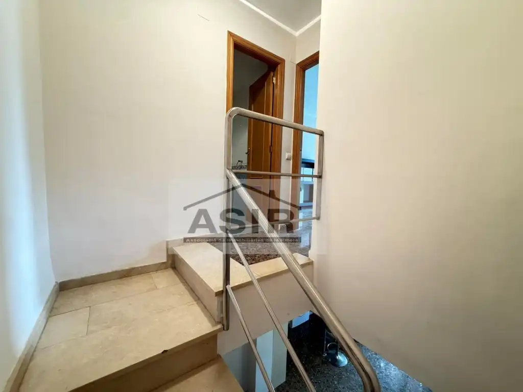 Study for sale in Alzira  with Air Conditioner