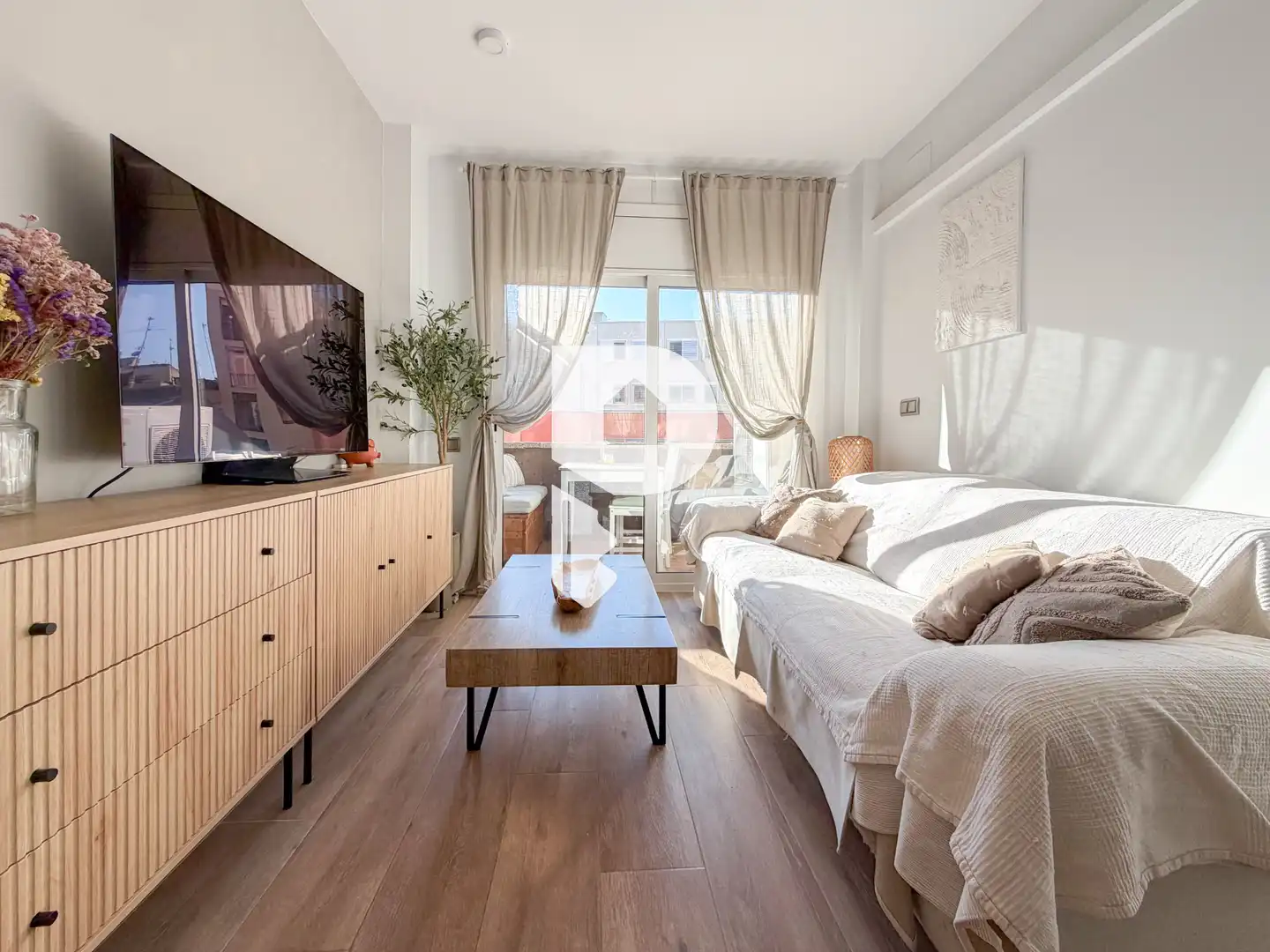Sala de estar de Piso en venta en Barcelona con Aire acondicionado, Calefacción y Parquet