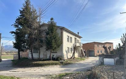 Vista exterior de Finca rústica en venda en Vic amb Calefacció, Jardí privat i Terrassa