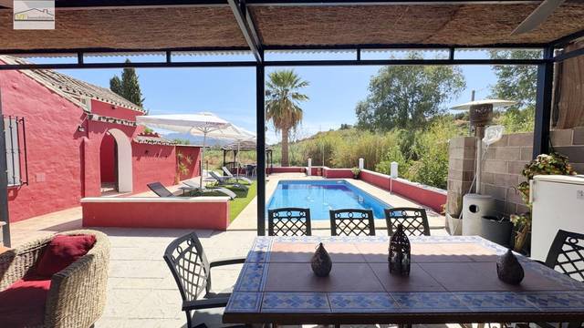 Finca rústica en Venta en Coín