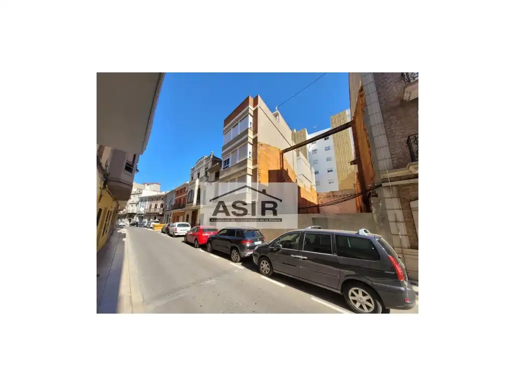 Individual for sale in Casc Urbà, imagen 2