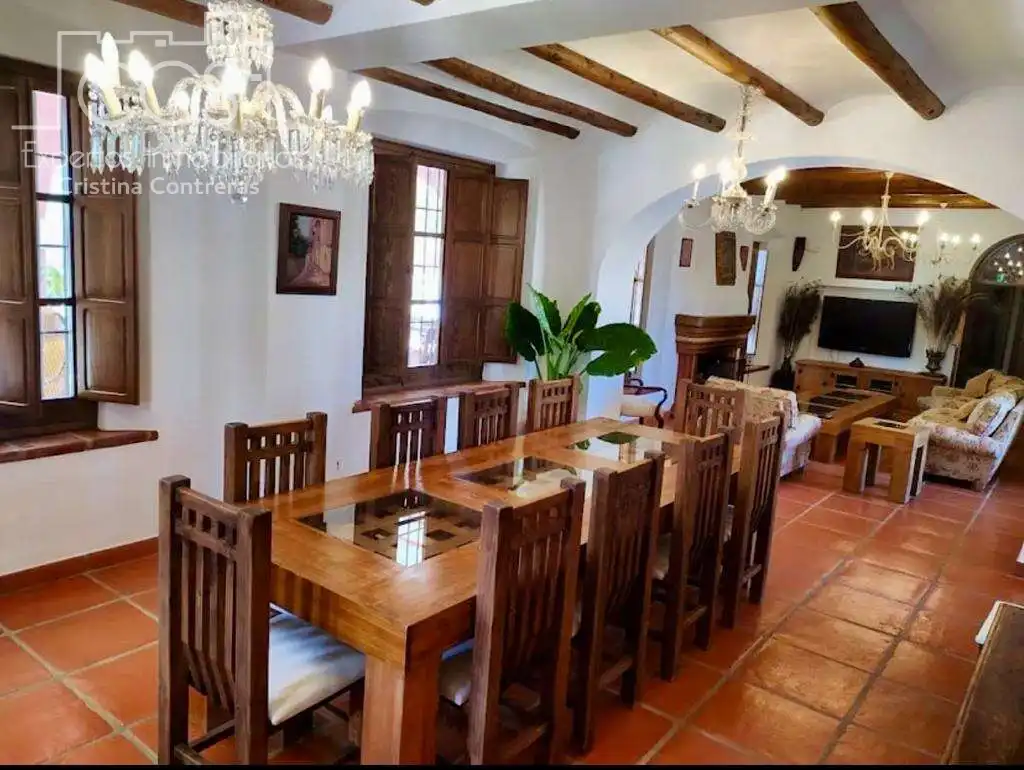 Comedor de Finca rústica en venta en Alcalá de Guadaira con Piscina y Amueblado