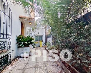 Exterior view of House or chalet for sale in  Madrid Capital  with Air Conditioner, Heating and Private garden