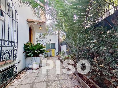 Exterior view of House or chalet for sale in  Madrid Capital  with Air Conditioner, Heating and Private garden