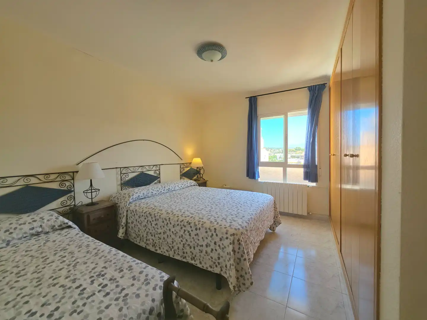 Habitación de Piso en venta en Benidorm con Aire acondicionado, Calefacción y Terraza