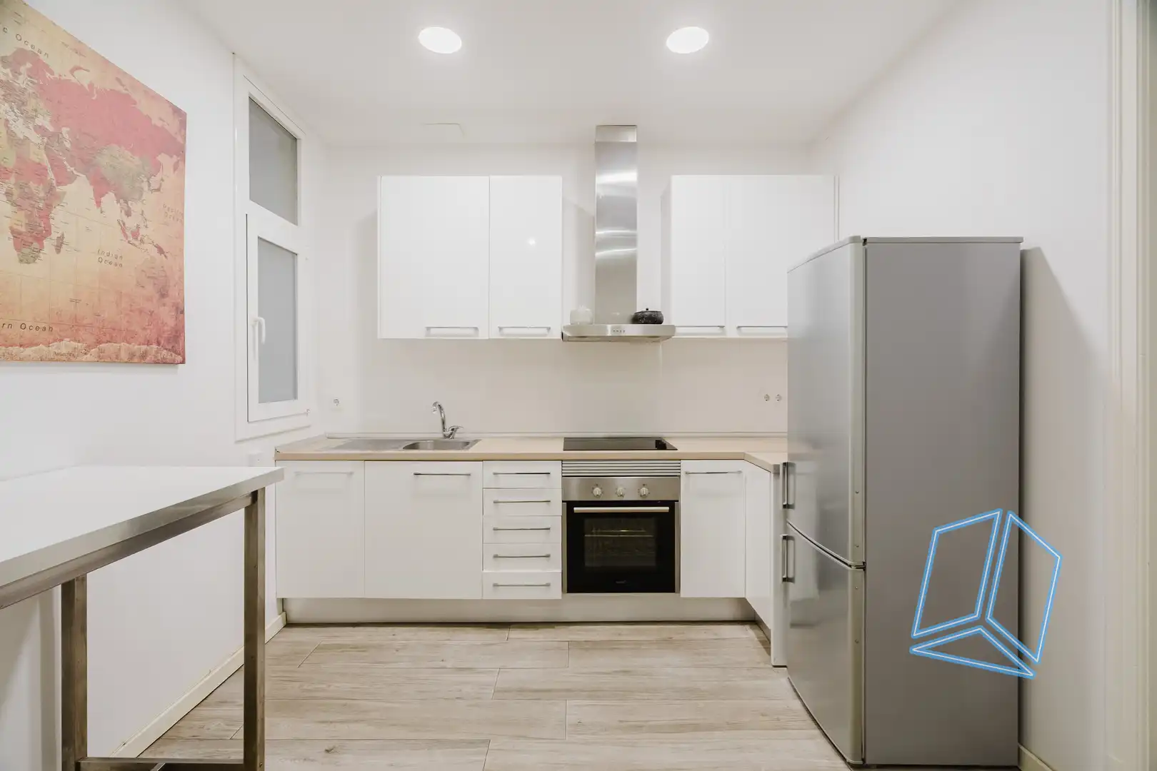 Cocina de Piso en venta en Barcelona con Balcón
