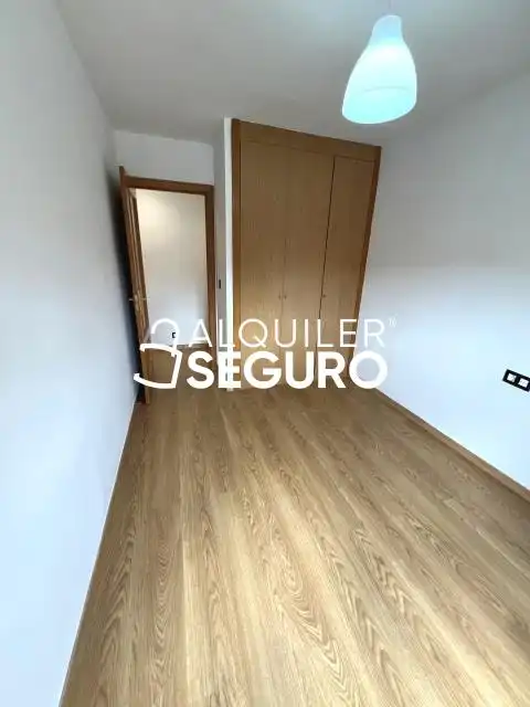 Habitación de Piso de alquiler en Valdemoro con Aire acondicionado, Calefacción y Terraza