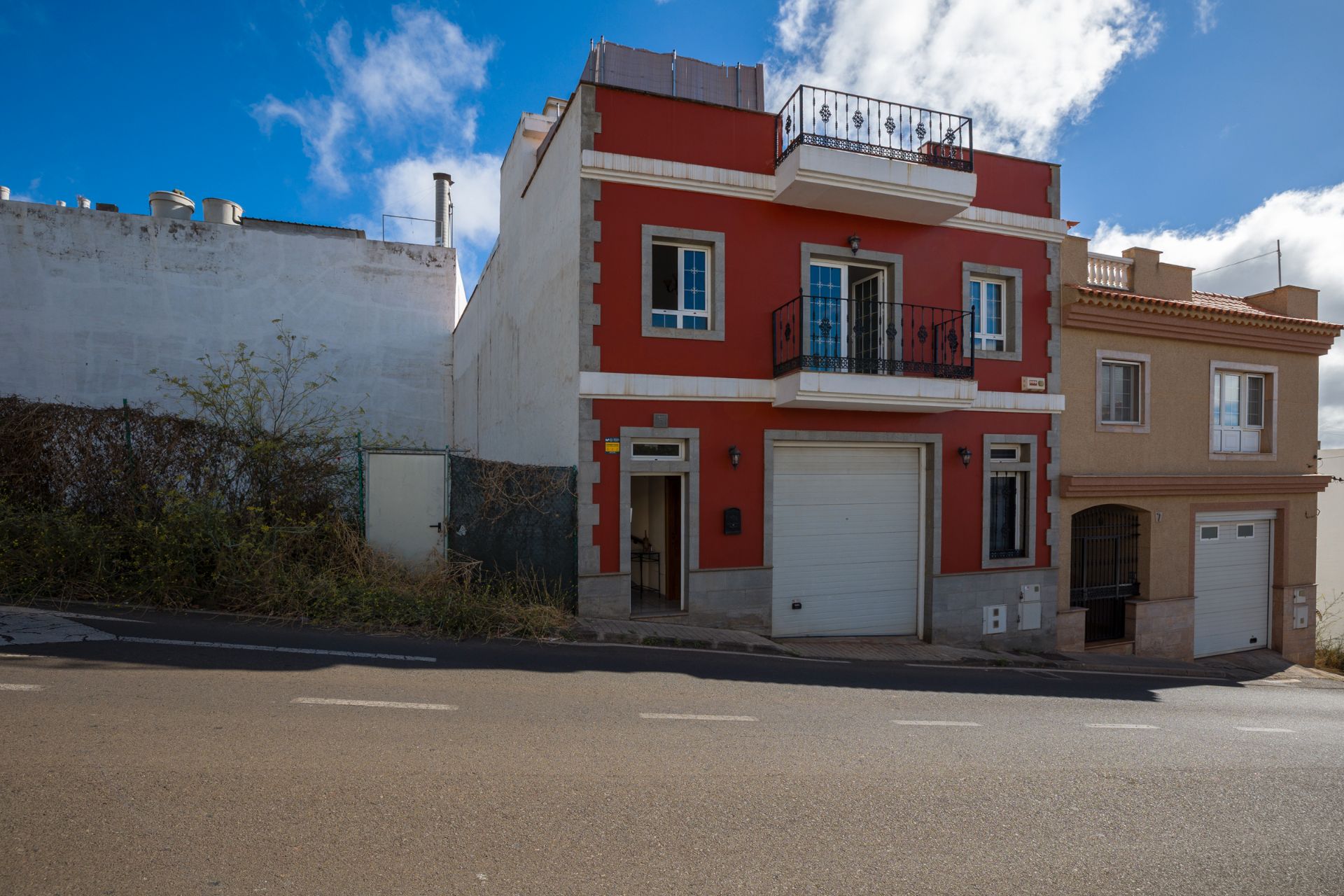 Vista exterior de Casa adosada en venta en Teror con Terraza, Trastero y Balcón
