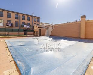 Piscina de Pis en venda en Camarma de Esteruelas amb Aire condicionat, Calefacció i Traster