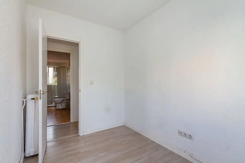 Habitación de Piso en venta en Madrid con Aire acondicionado y Calefacción