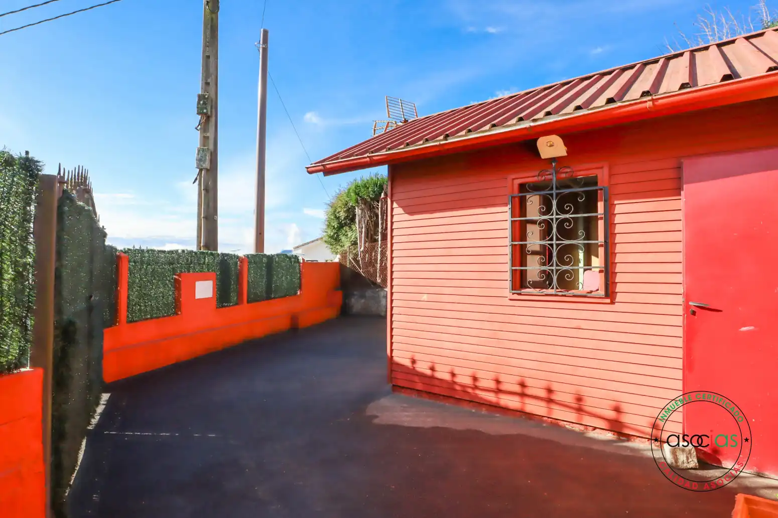 Vista exterior de Casa o chalet en venta en Oviedo  con Trastero