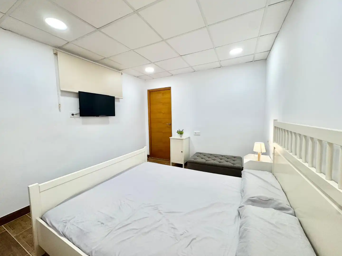Dormitori de Apartament de lloguer en Guardamar del Segura amb Aire condicionat, Moblat i Rentadora