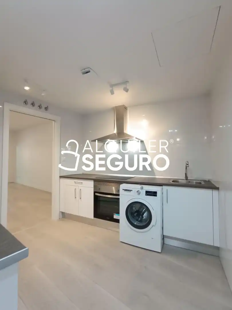 Küche von Wohnung zur Miete in Valdemoro mit Heizung, Terrasse und Abstellraum