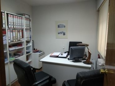Ufficio con ascensore in affitto a Calle Navarro y Ledesma 9