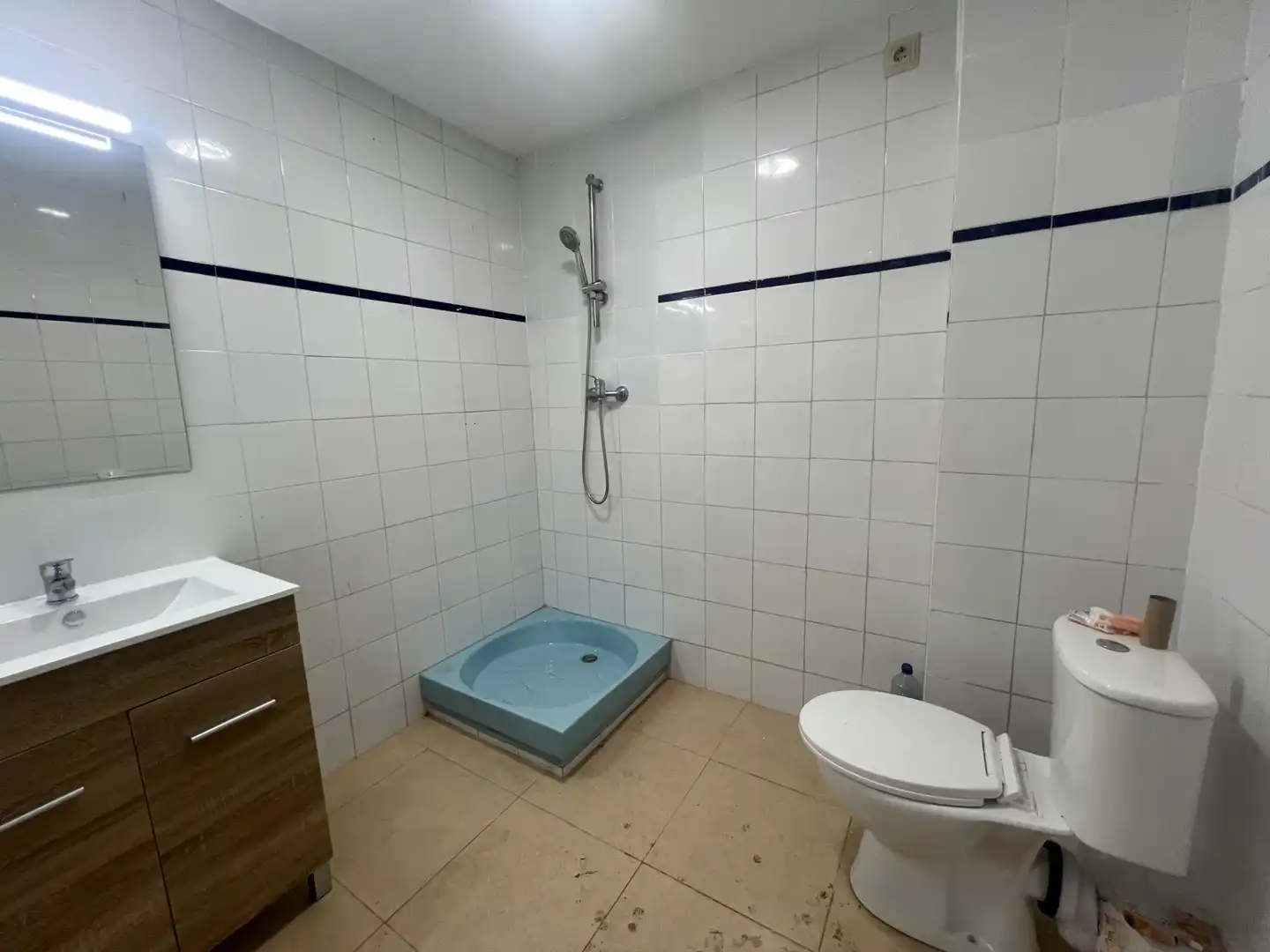 Badezimmer von Fabrikhallen zum Verkauf in Tarragona mit Alarm
