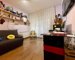 Dormitori de Apartament en venda en Torres de Segre amb Calefacció, Parquet i Balcó