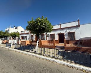 Exterior view of Single-family semi-detached for sale in La Palma del Condado  with Storage room