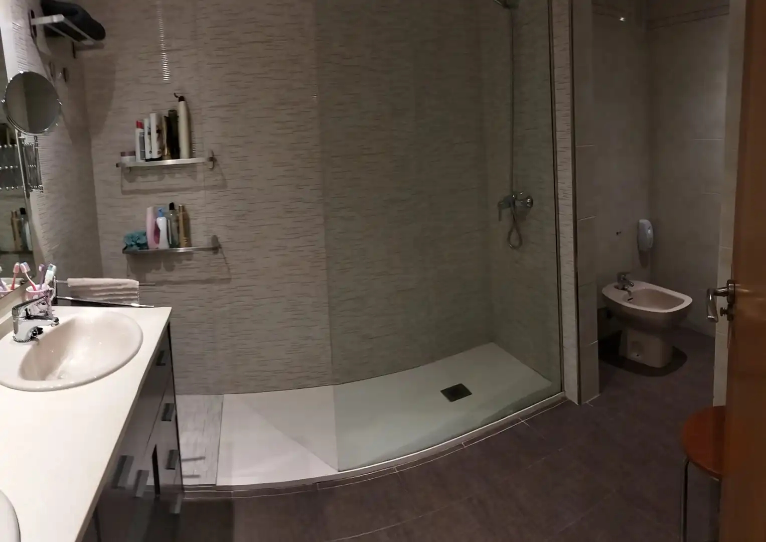 Badezimmer von Wohnungen zum Verkauf in Torrevieja mit Klimaanlage, Heizung und Terrasse