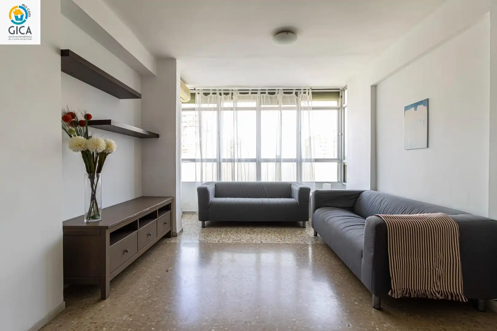 Living room of Flat for sale in Jerez de la Frontera  with Air Conditioner, Furnished and Community pool