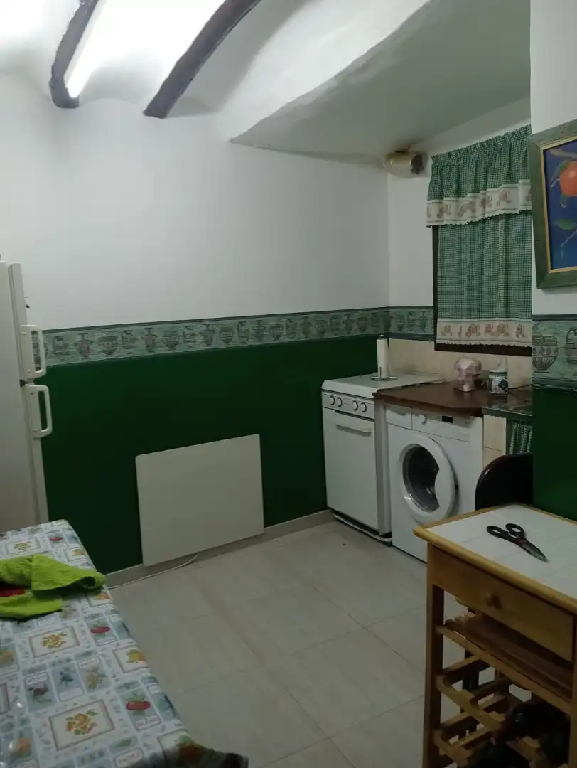 Cocina de Apartamento en venta en Navarrete con Calefacción, Trastero y Amueblado