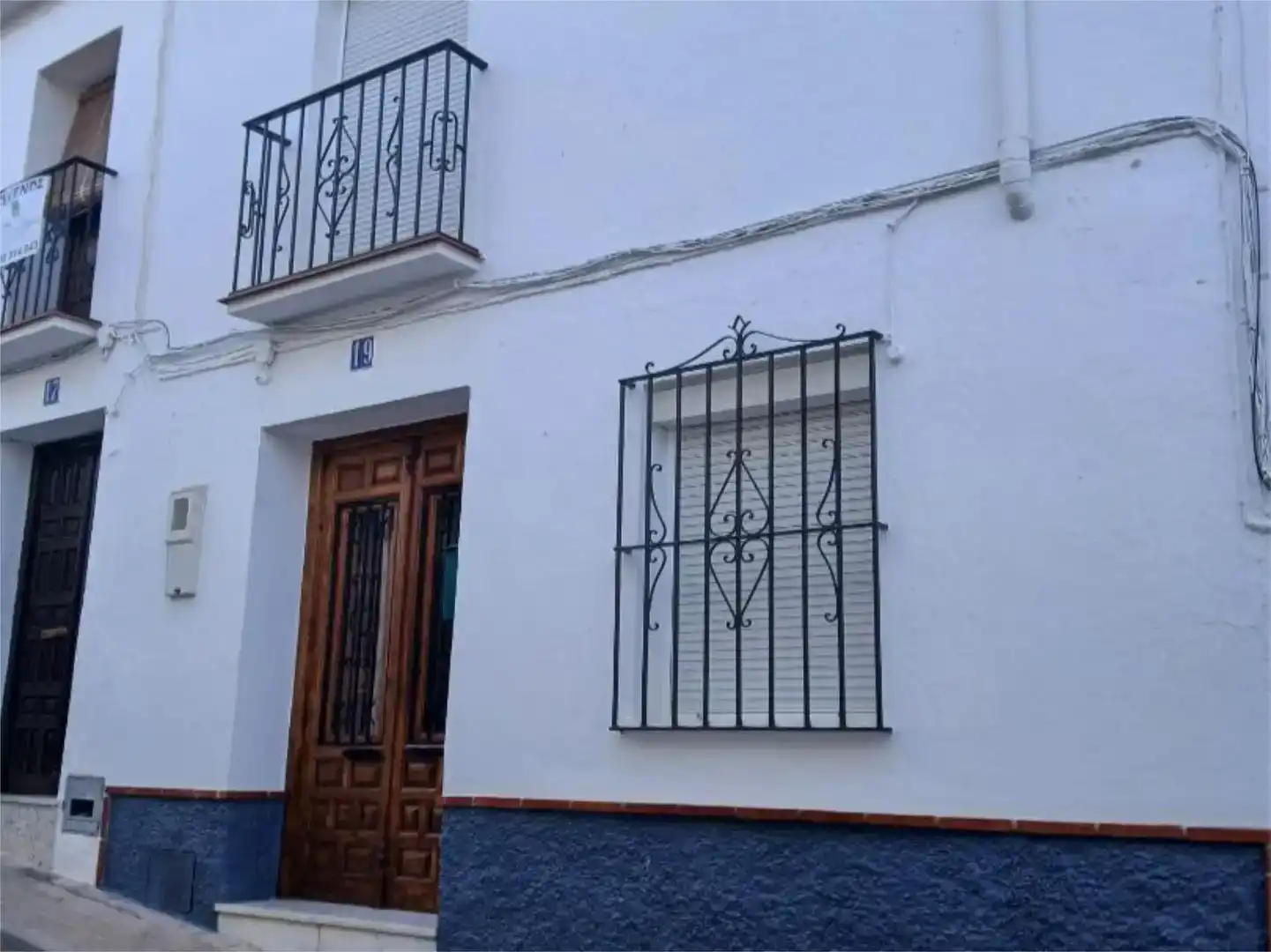 Vista exterior de Casa adosada en venda en Carratraca, Málaga