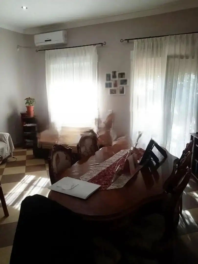 Menjador de Casa o xalet en venda en Córdoba amb Aire condicionat, Piscina i Moblat