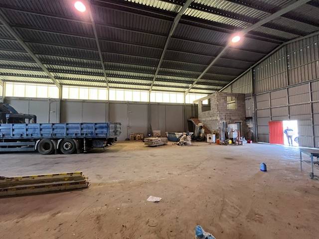 Nave industrial en Alquiler en Calle Haya en La Gineta