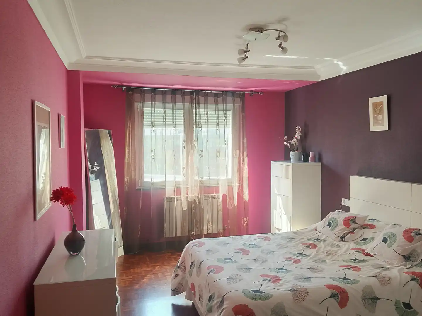 Habitación de Piso de alquiler en Avilés con Calefacción, Parquet y Amueblado